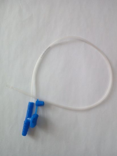 Disposable Medical Suction Catheter F8 gallery image 2