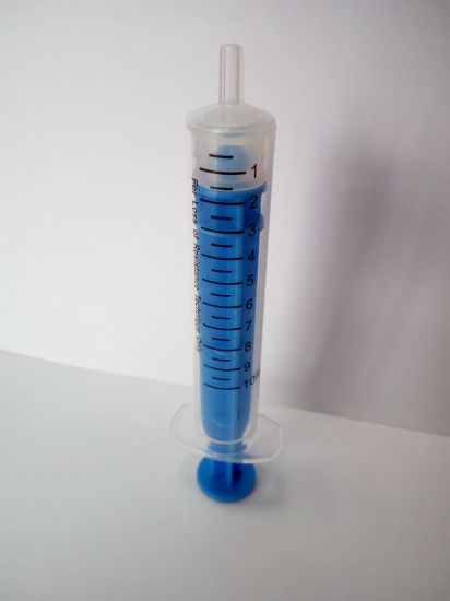 Disposable Medical Syringe with Colorful Rod gallery image 1