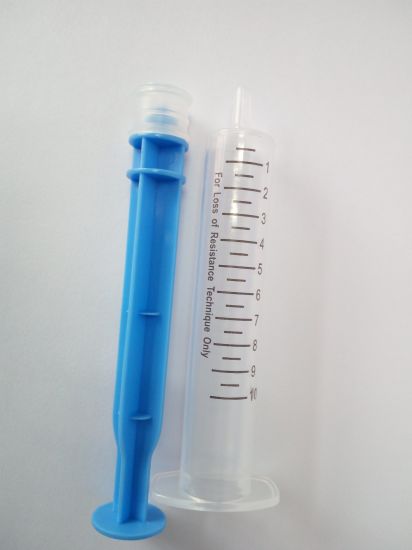 Disposable Medical Syringe with Colorful Rod gallery image 3