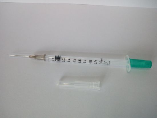 Disposable Medical Syringe with Needle gallery image 3