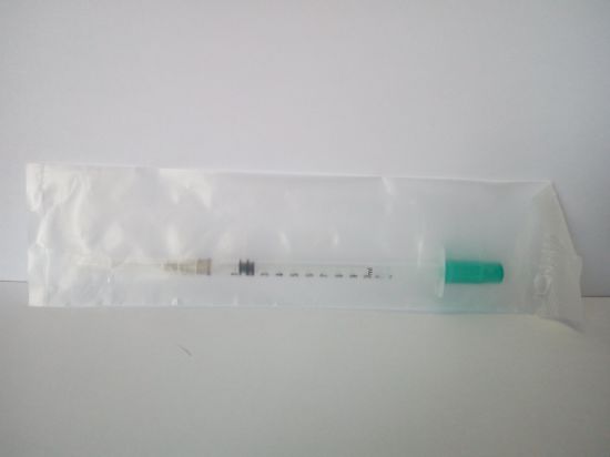 Disposable Medical Syringe with Needle