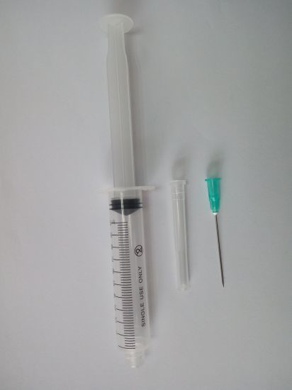 Disposable Medical Syringe gallery image 4