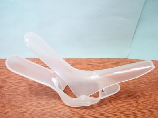 Disposable Vaginal Speculum of Different Sizes gallery image 2