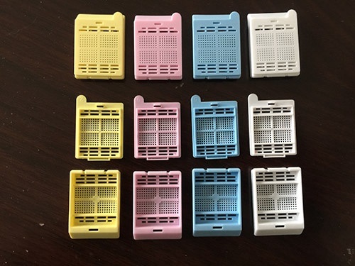 Small Embedding Cassette with High Quality gallery image 1